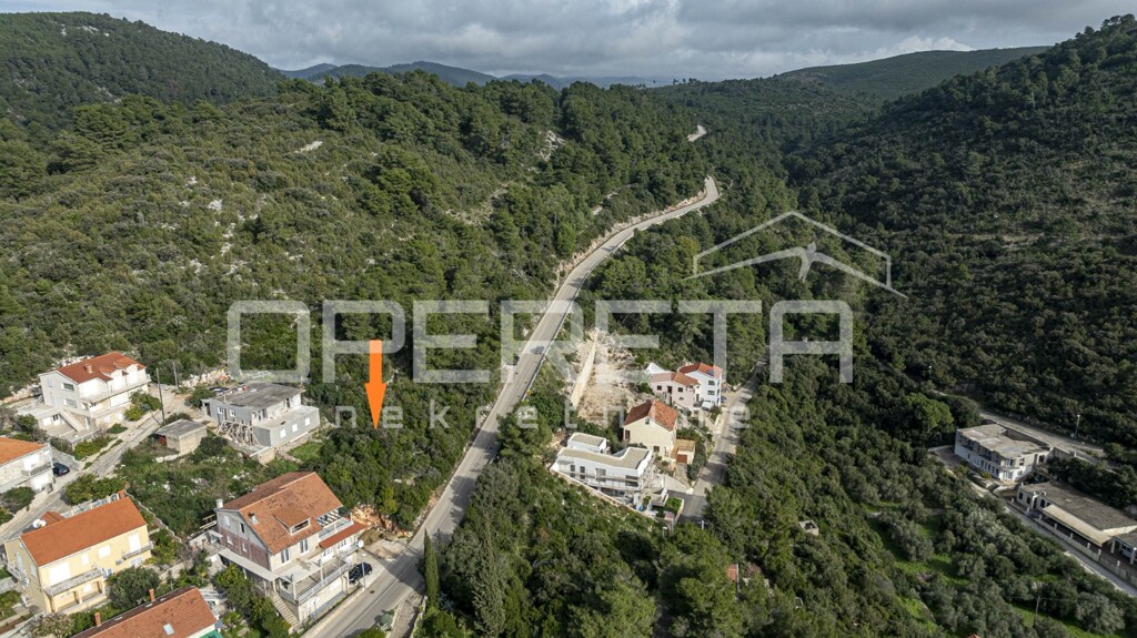 Image 6229720 - 7