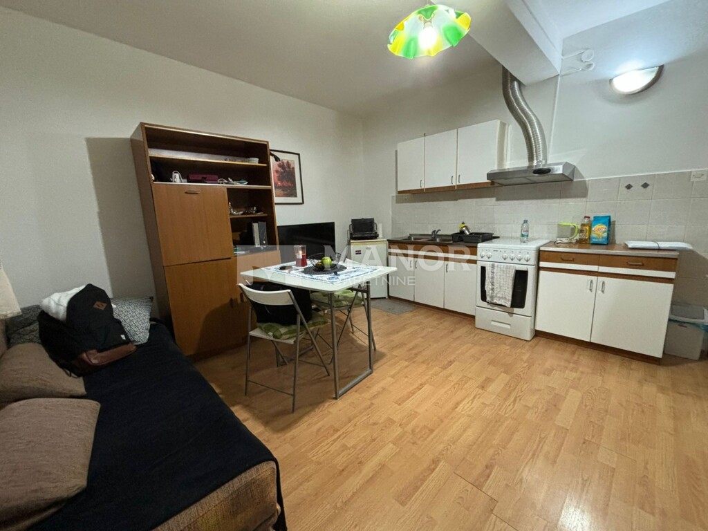Image 6229756 - 3