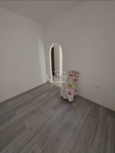 Thumbnail 6230237 - 2