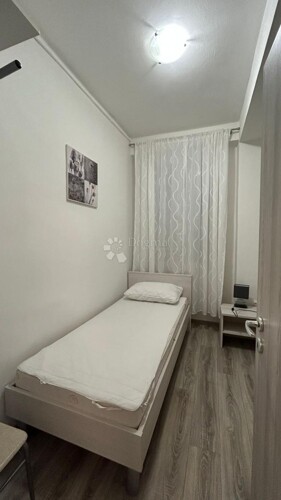Thumbnail 6230260 - 8