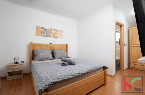 Thumbnail 6230277 - 20