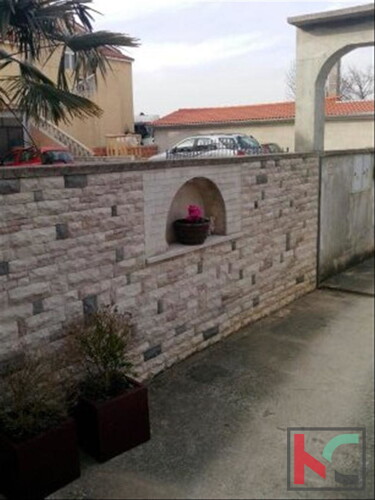 Thumbnail 6230291 - 3