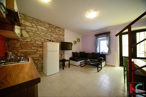Thumbnail 6230302 - 5