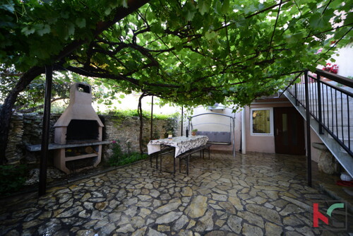 Thumbnail 6230302 - 3