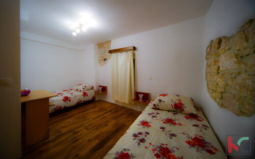 Thumbnail 6230302 - 19