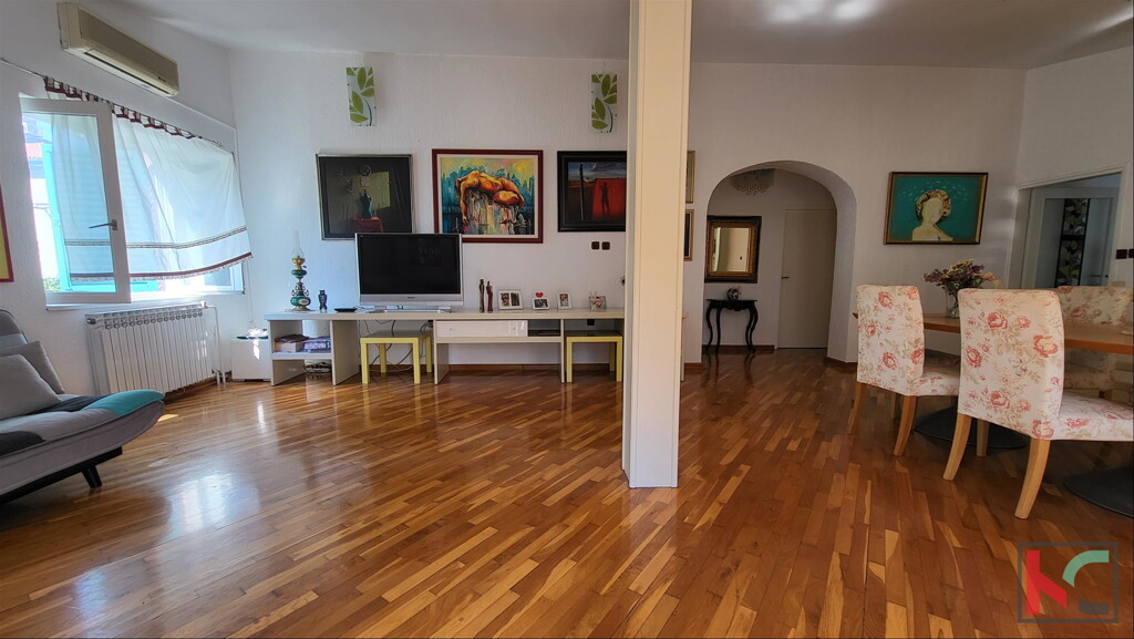Image 6230327 - 12