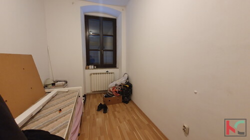Thumbnail 6230329 - 6