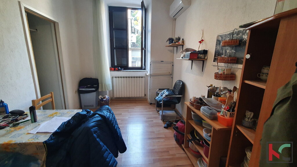 Image 6230329 - 8