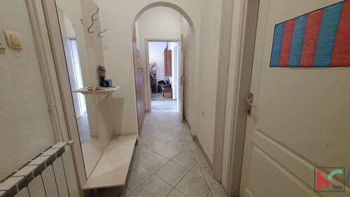 Thumbnail 6230329 - 9