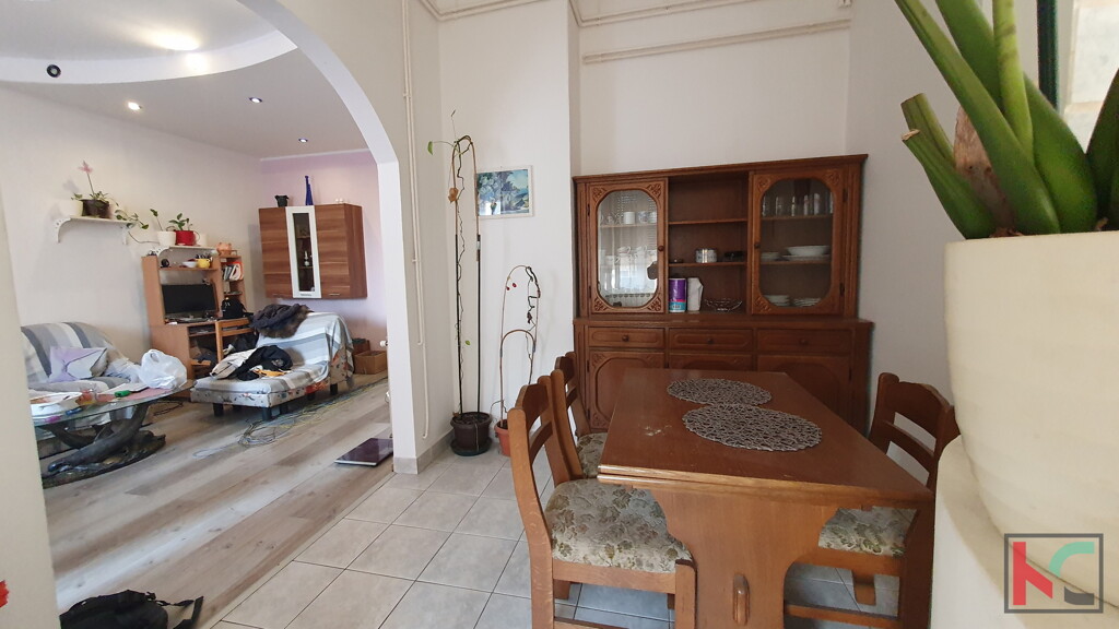 Image 6230329 - 1