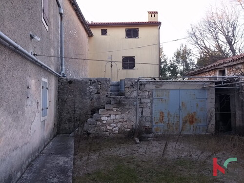 Thumbnail 6230338 - 9