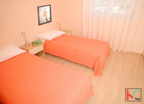 Thumbnail 6230343 - 13