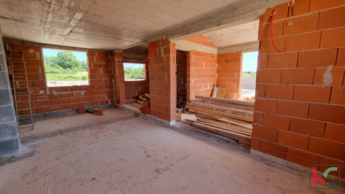 Thumbnail 6230355 - 3