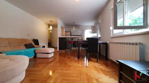 Thumbnail 6230357 - 1