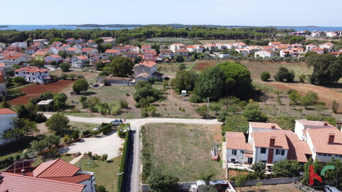 Thumbnail 6230381 - 3