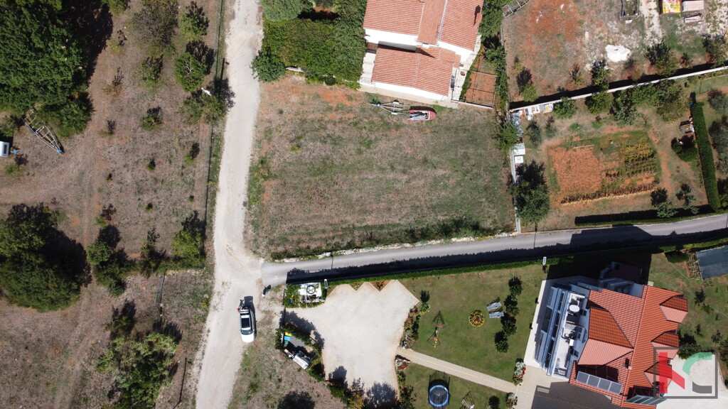 Image 6230381 - 8