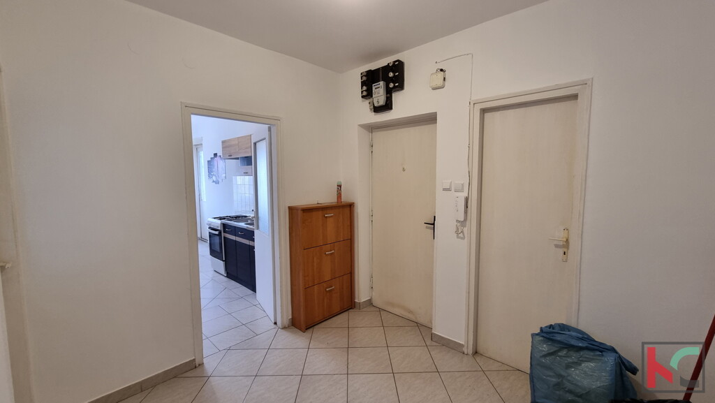 Image 6230387 - 9