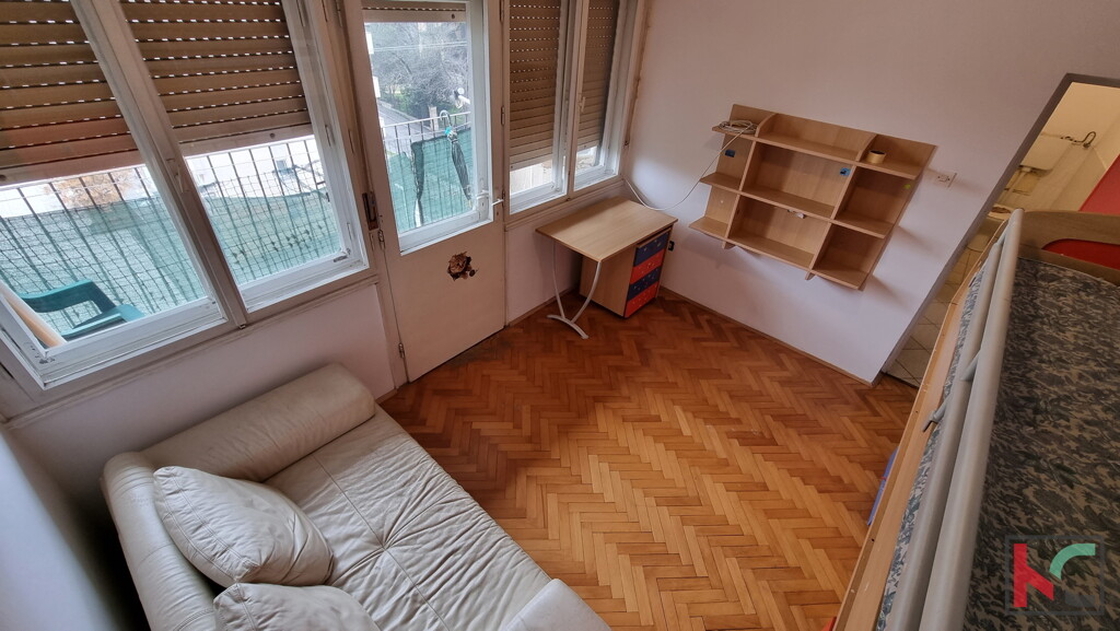 Image 6230387 - 16