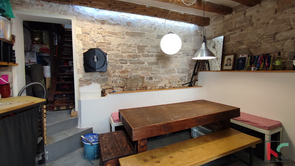 Image 6230388 - 12