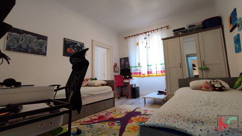 Thumbnail 6230388 - 11