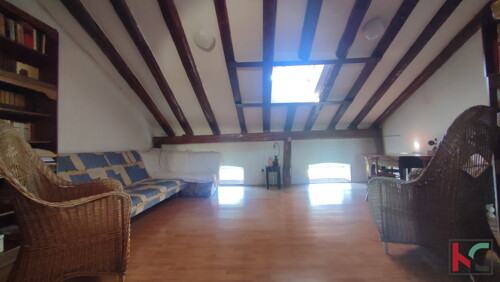 Thumbnail 6230389 - 2