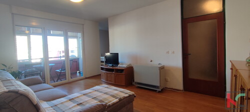 Thumbnail 6230391 - 4