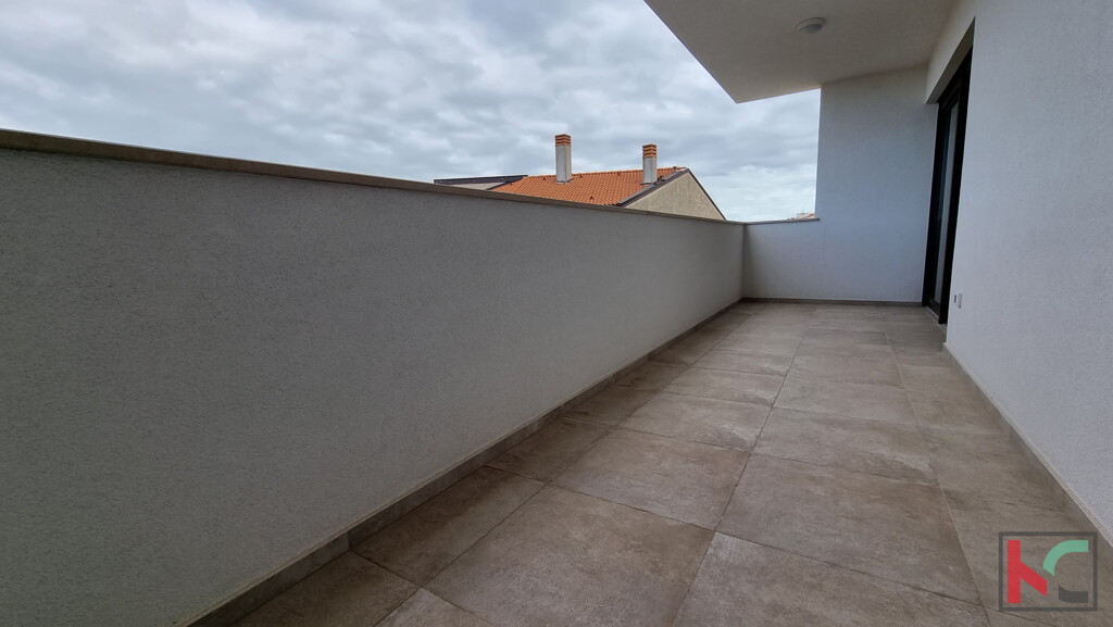 Image 6230396 - 11
