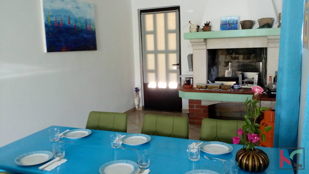 Image 6230400 - 9