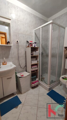 Thumbnail 6230403 - 10