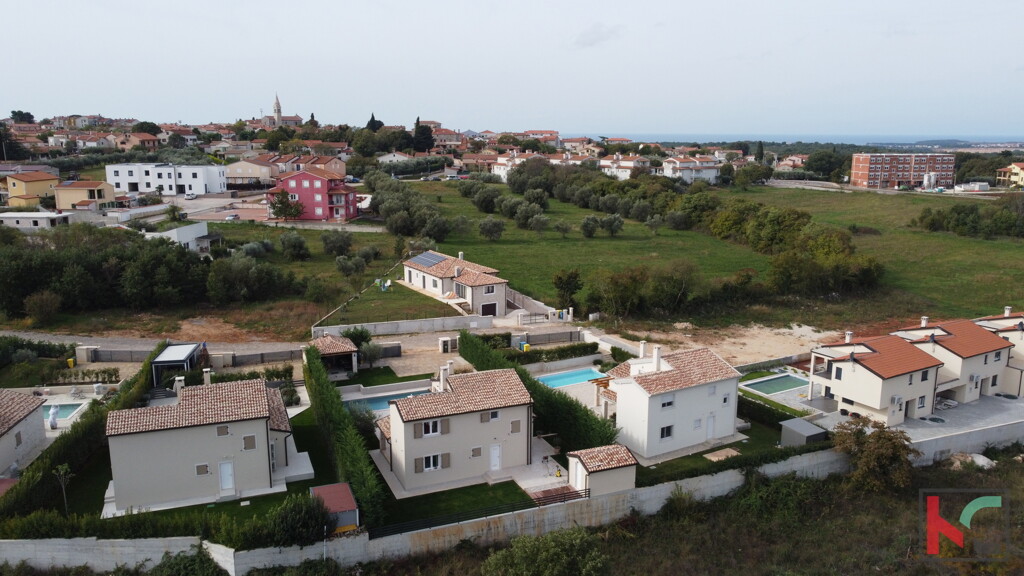 Image 6230414 - 8