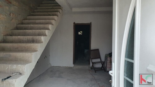 Thumbnail 6230426 - 6