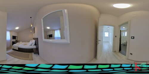 Thumbnail 6230430 - 9