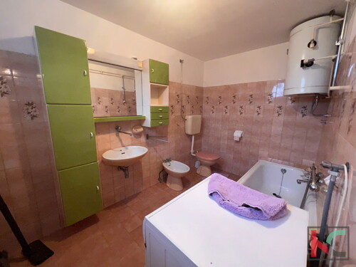 Thumbnail 6230452 - 5