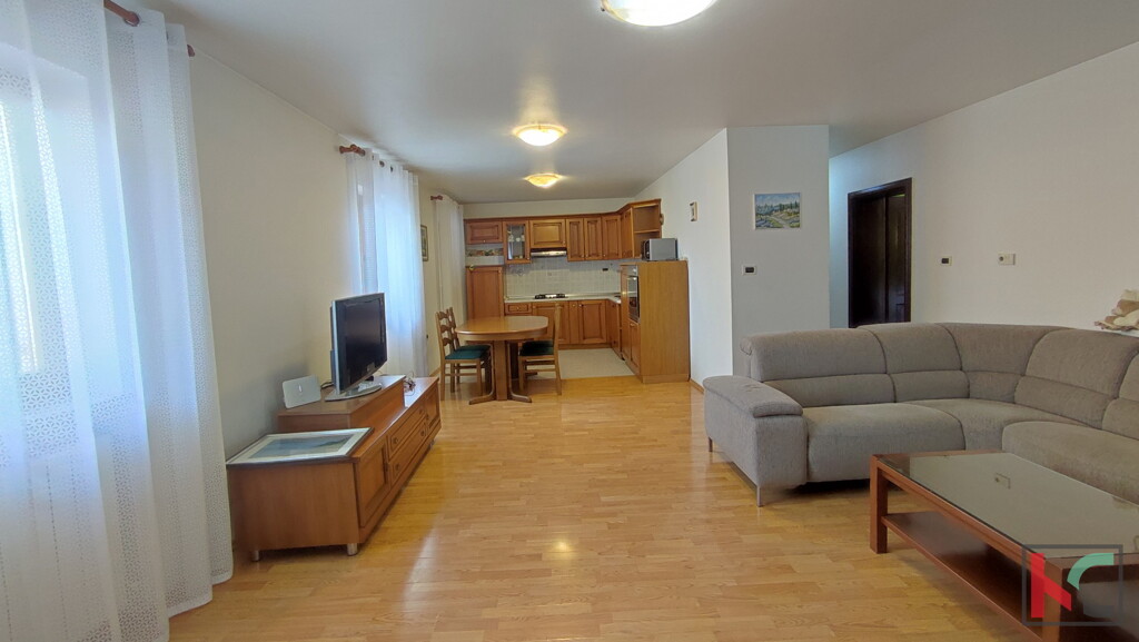 Image 6230511 - 11