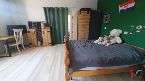 Thumbnail 6230514 - 8