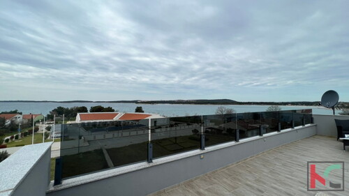 Thumbnail 6230551 - 4