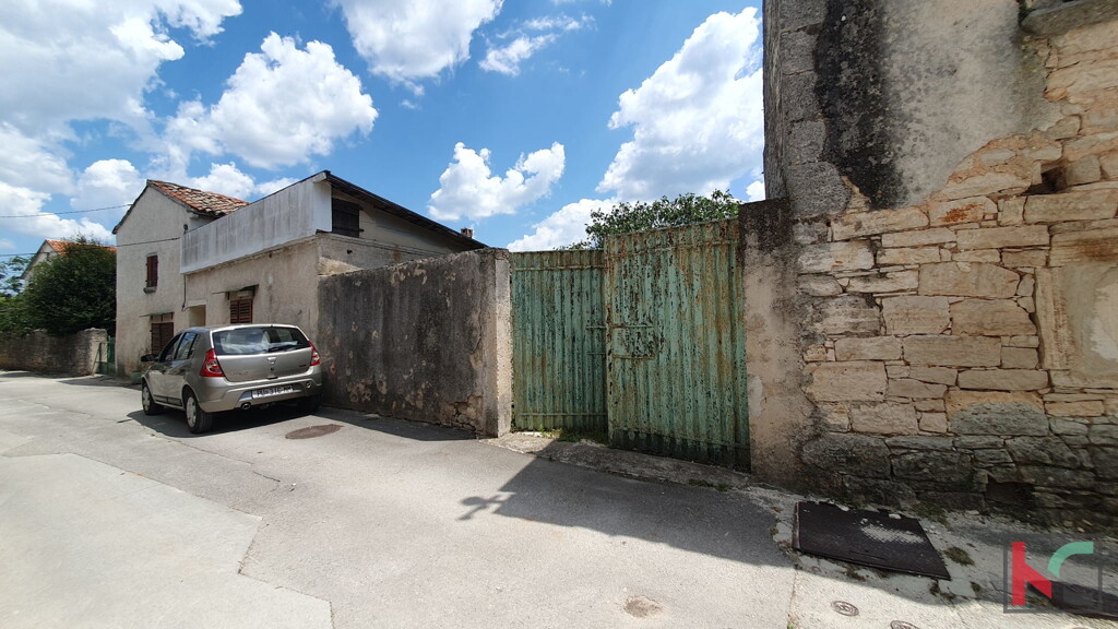 Image 6230560 - 10