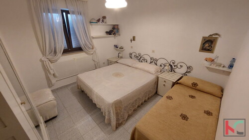 Thumbnail 6230576 - 3