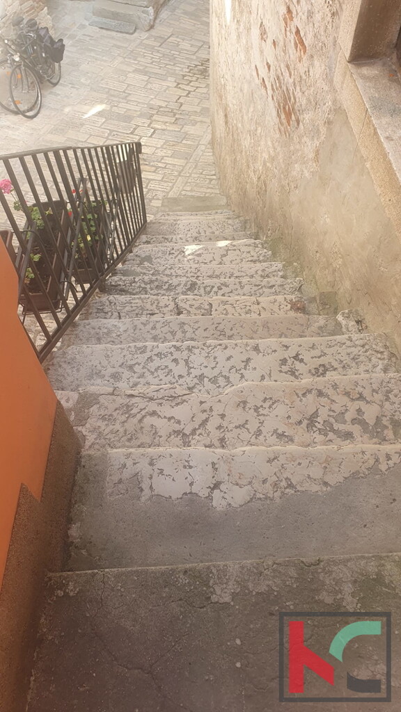 Image 6230577 - 8