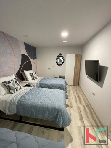 Thumbnail 6230590 - 4