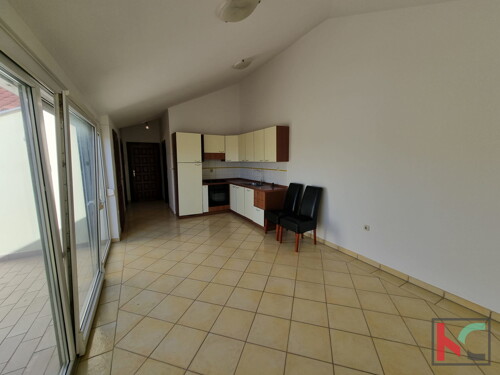 Thumbnail 6230596 - 8