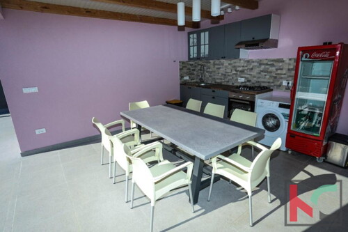 Thumbnail 6230601 - 5