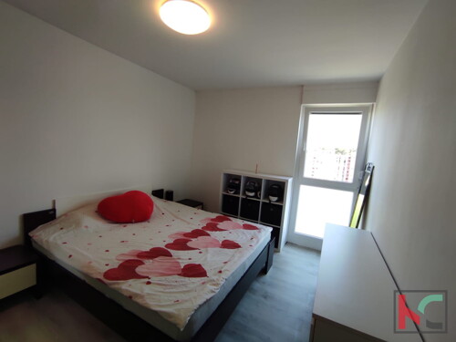 Thumbnail 6230642 - 6
