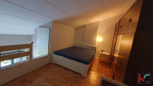 Thumbnail 6230643 - 12