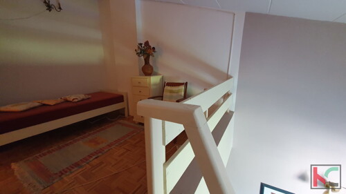 Thumbnail 6230643 - 10