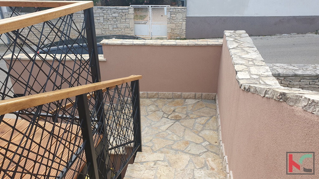 Image 6230668 - 7