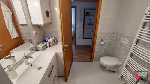 Thumbnail 6230680 - 10