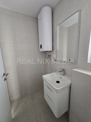 Thumbnail 6230704 - 6