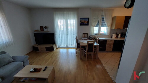 Thumbnail 6230717 - 8