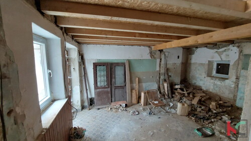 Thumbnail 6230720 - 9